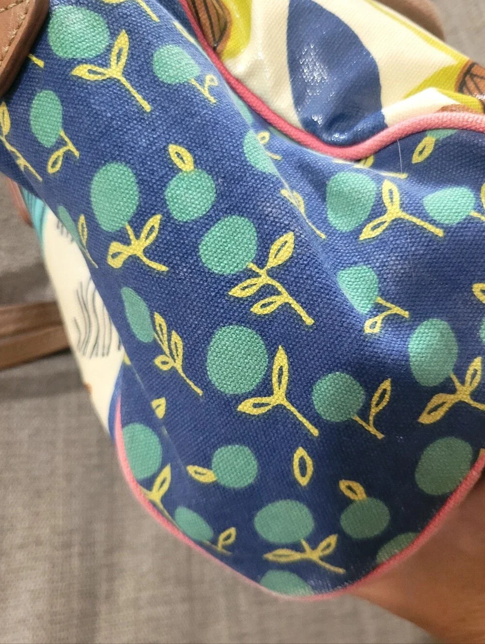 Vintage Fossil-Canvas Floral Coated Zip Shoulder/Crossbody Bag